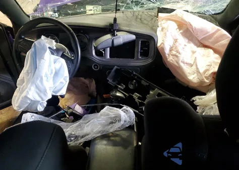 2023 Dodge Charger Gt z USA, uszkodzony, nr VIN 2C3CDXHG0PH612057